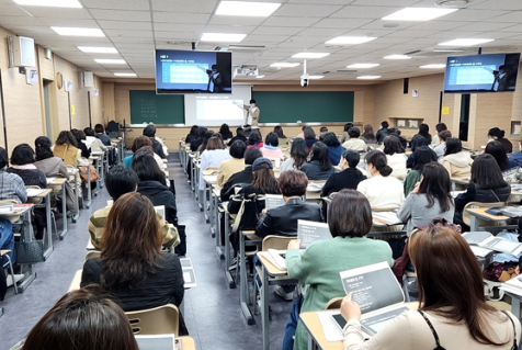 대치동 대형 입시 설명회 실황